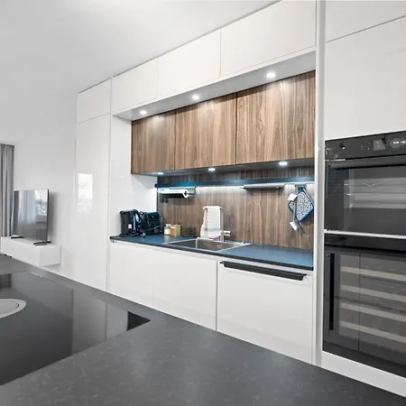 Anytime - Am Uferpark Direkt Am